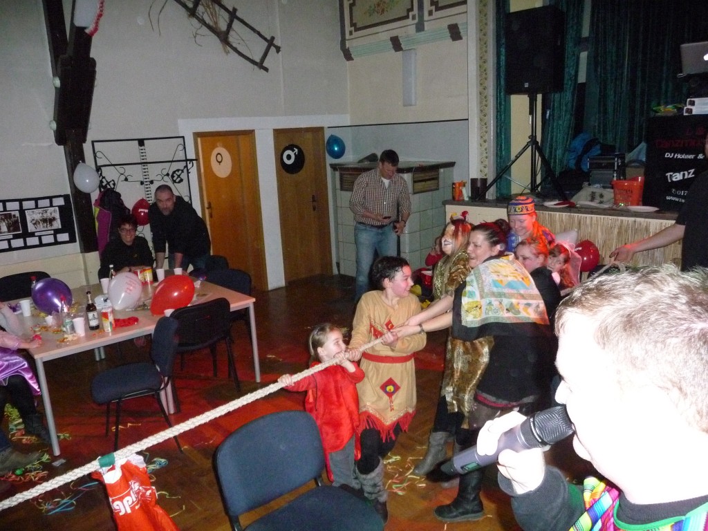 kinderfasching_2014_feuerwehr_96